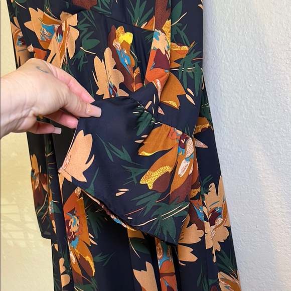 Umgee Navy Floral Long Sleeve Dress - Picture 6 of 8